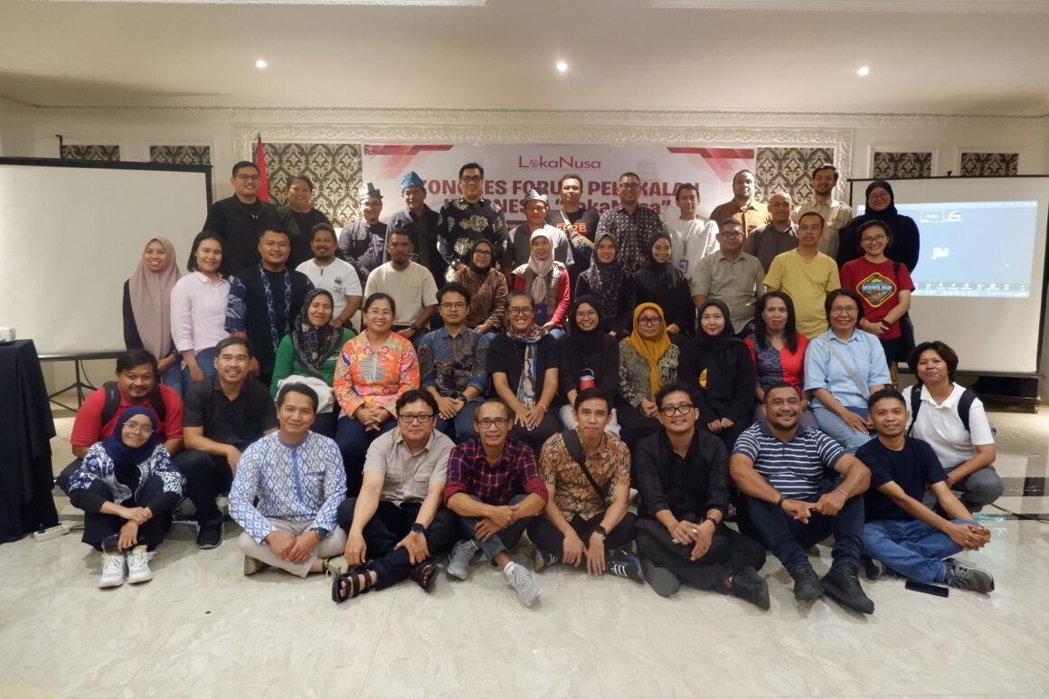 Kongres LokaNusa “Lokal Berbicara, Global Mendengar” Diselenggarakan di Mojokerto Kongres LokaNusa “Lokal Berbicara, Global Mendengar” Diselenggarakan di Mojokerto