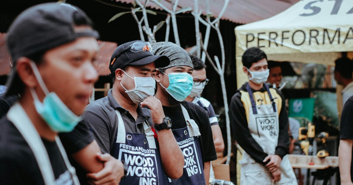 4 Hambatan “Pelokalan” Lembaga Kemanusiaan di Indonesia 4 Hambatan “Pelokalan” Lembaga Kemanusiaan di Indonesia