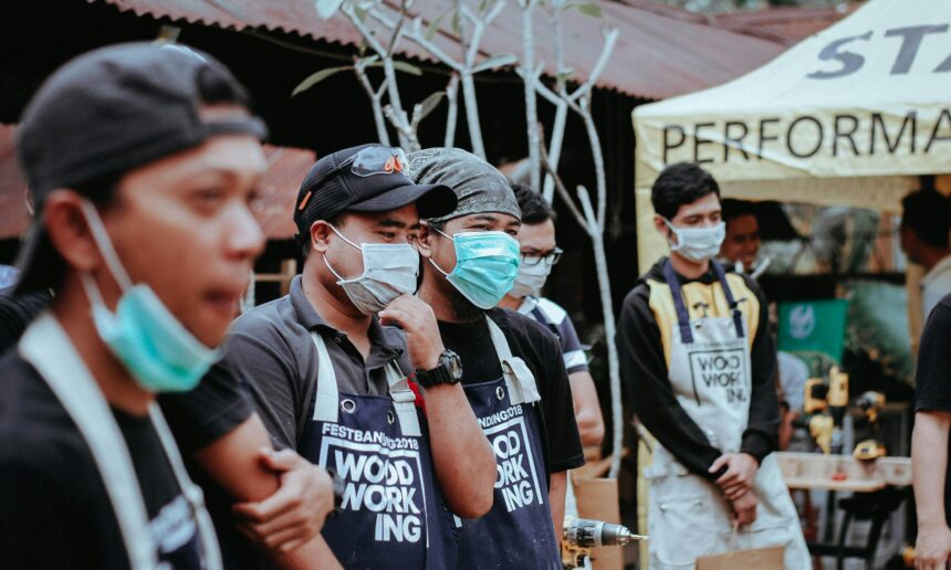 4 Hambatan “Pelokalan” Lembaga Kemanusiaan di Indonesia 4 Hambatan “Pelokalan” Lembaga Kemanusiaan di Indonesia