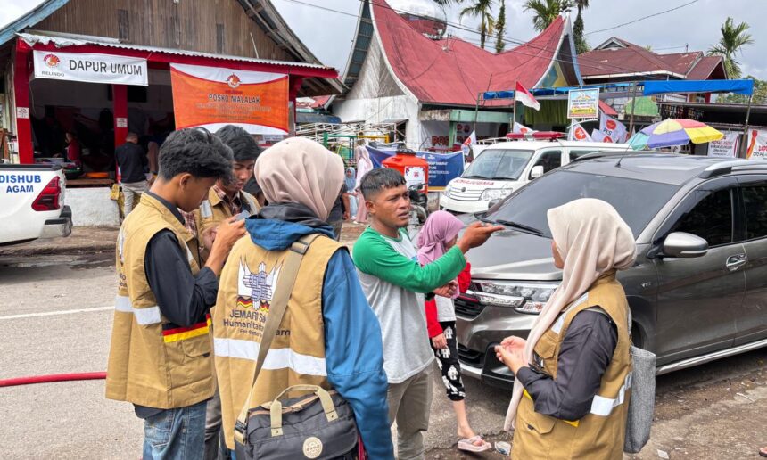 Respon Lembaga Jemari Sakato di Sumatera Barat: Praktik Baik Penanganan Bencana Berbasis Komunitas Lokal