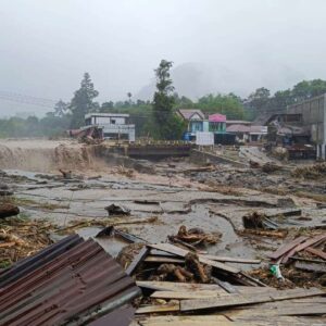 Kolaborasi sebagai Kunci: Pembelajaran Respon Bencana oleh Rumah Berkelanjutan di Aceh Tengah Kolaborasi sebagai Kunci: Pembelajaran Respon Bencana oleh Rumah Berkelanjutan di Aceh Tengah