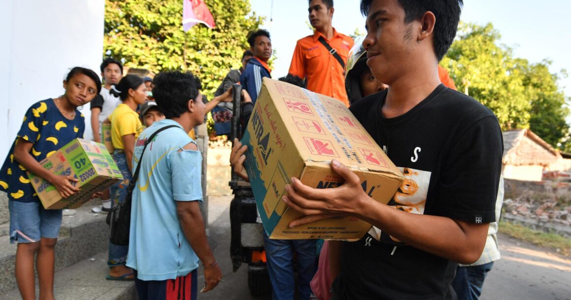 Ketika Komunitas Lokal Menjadi Garda Terdepan Kemanusiaan Ketika Komunitas Lokal Menjadi Garda Terdepan Kemanusiaan